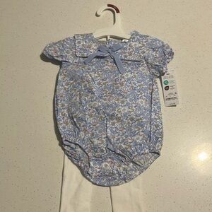 Carters baby set with tights